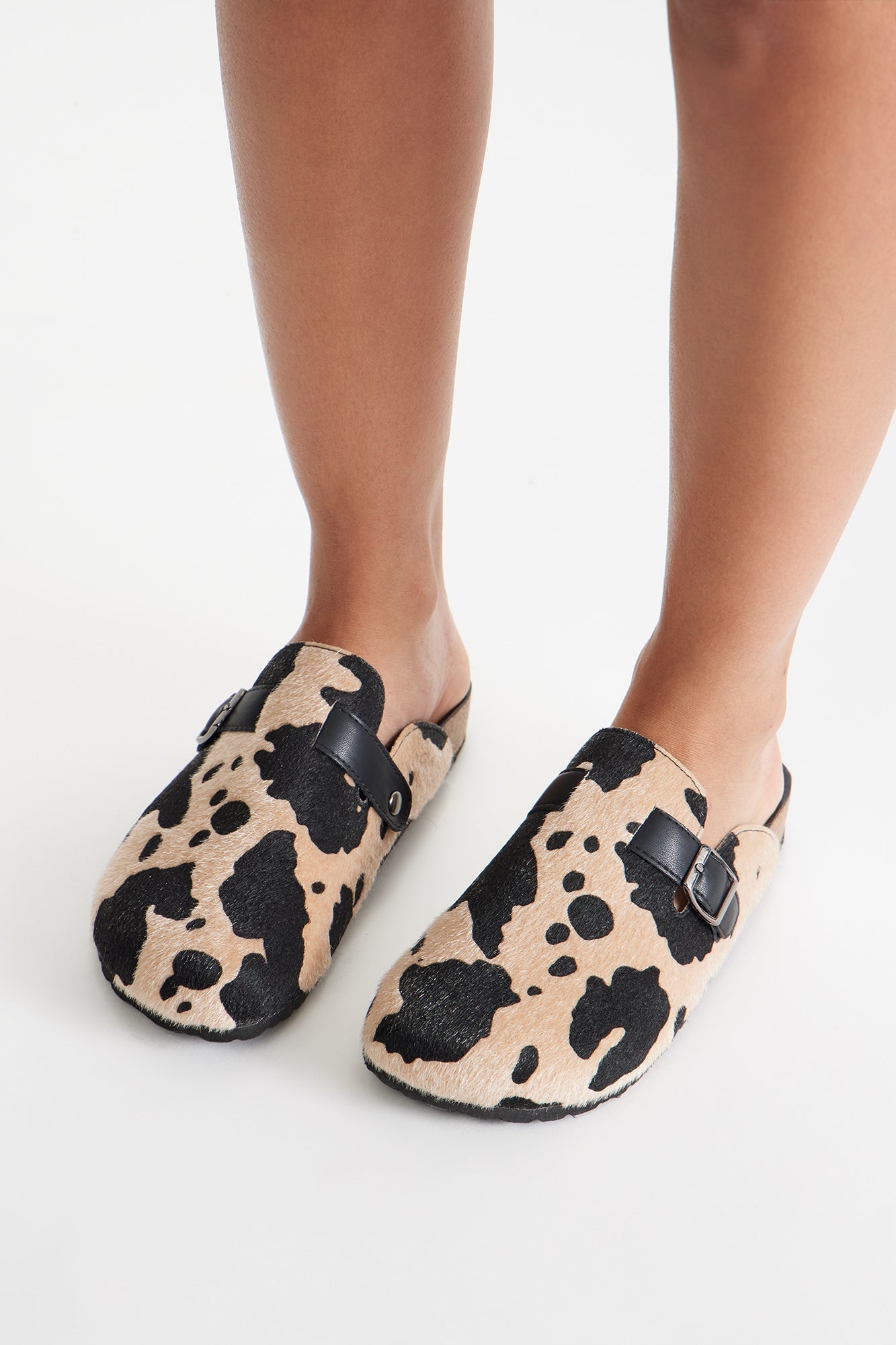 Acres Buckle Cow Print Slides - Black/combo