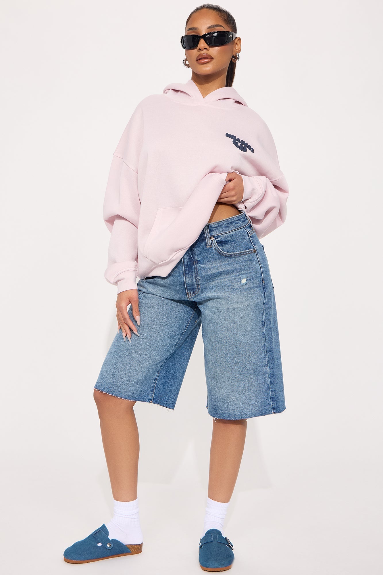 Go On Your Way Stretch Baggy Denim Shorts - Medium Wash