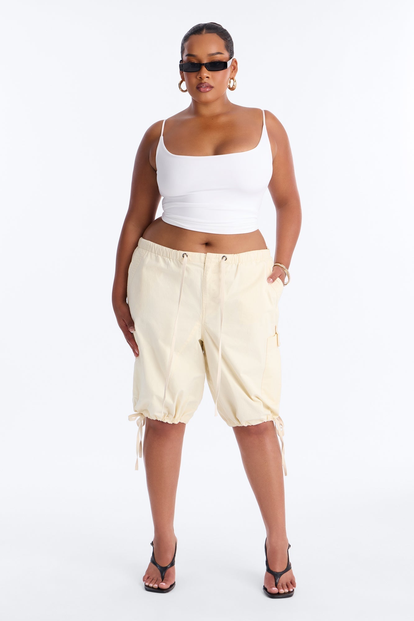 Out Of Town Low Rise Cotton Bermuda Short - Ivory