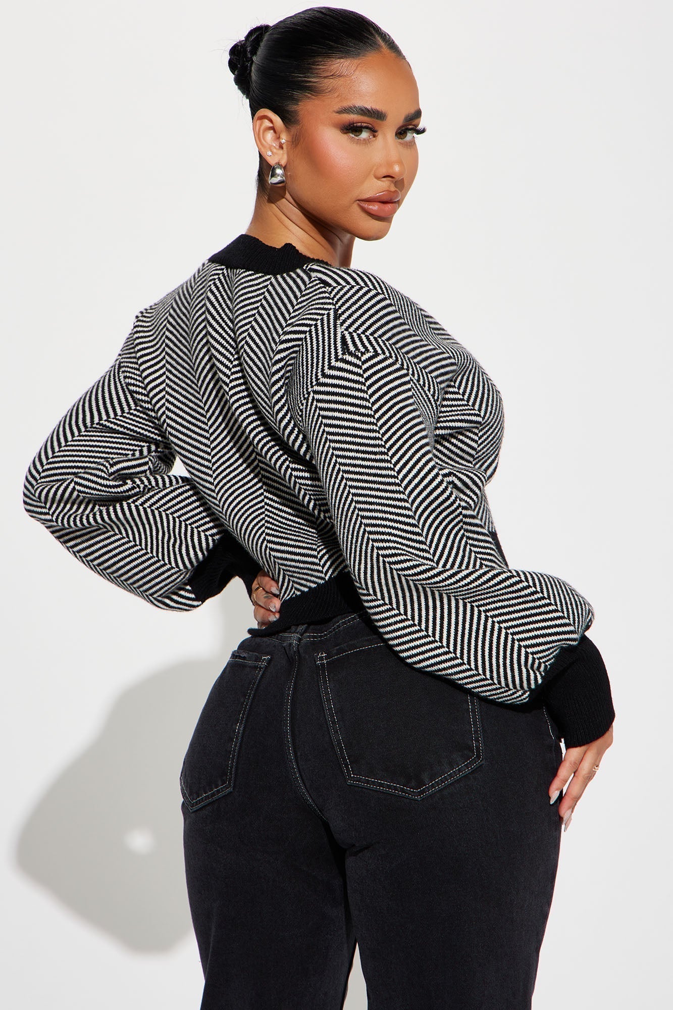 Madison Stripe Cropped Cardigan - Black/White