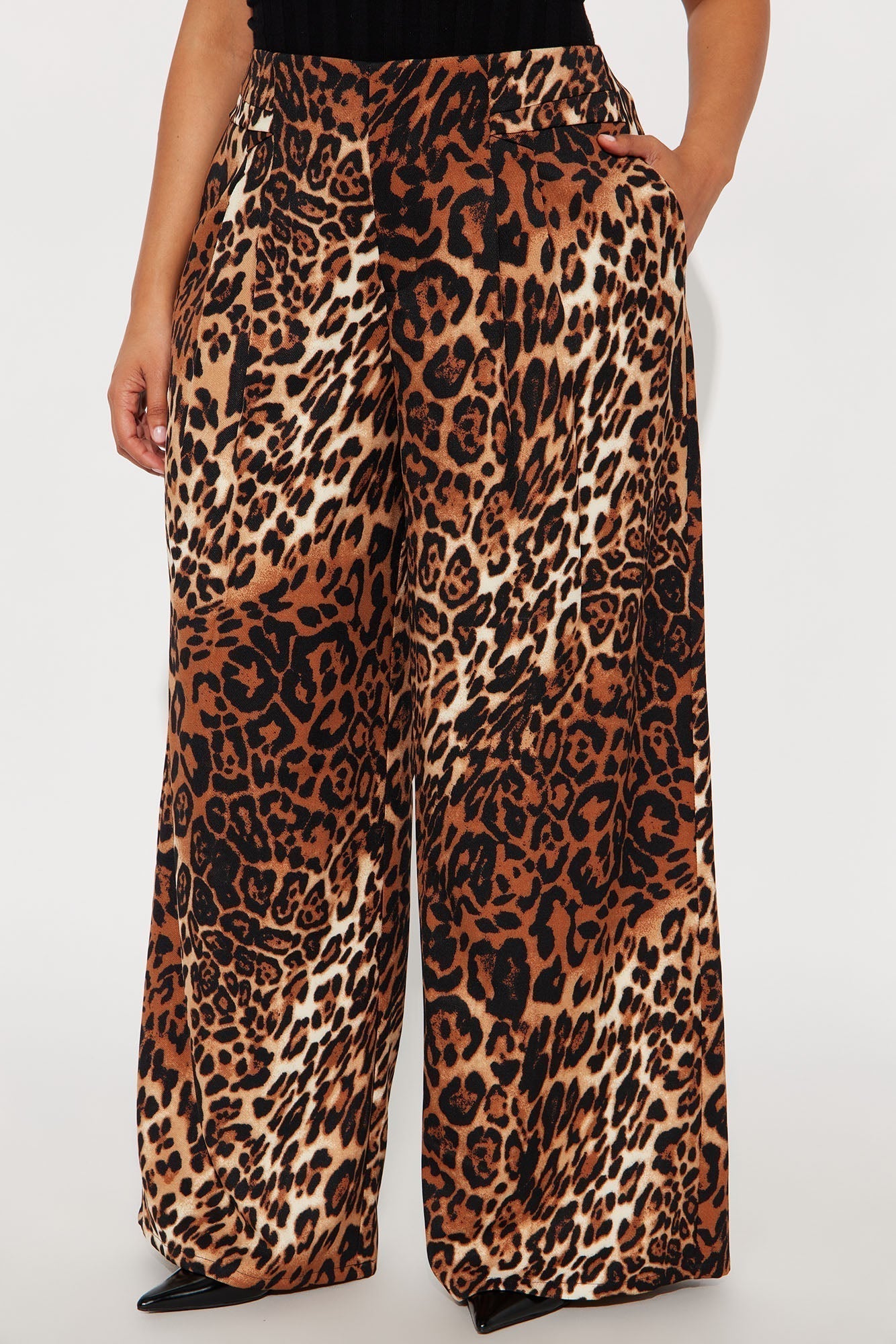 Level You Up Leopard Wide Leg Twill Pant 32″ - Leopard