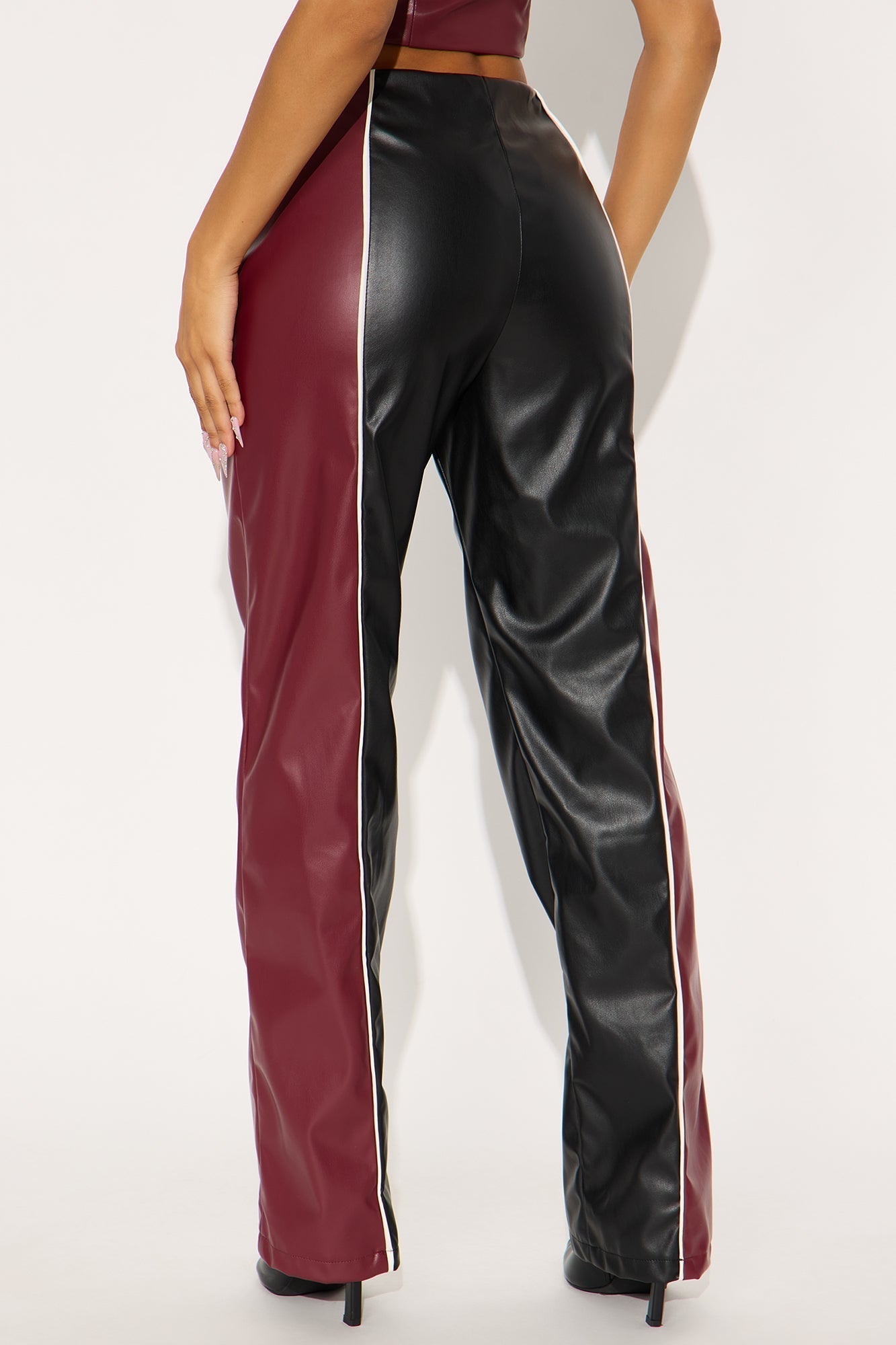 Unshakeable Energy Faux Leather Pant 32″ - Burgundy/combo